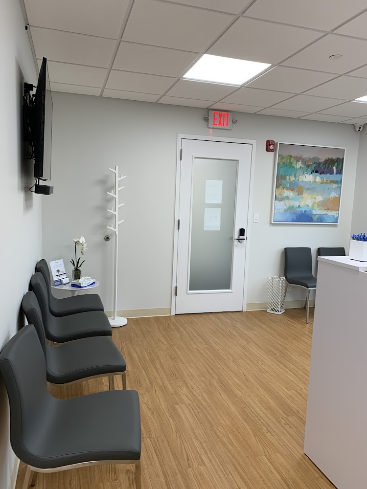 Premier PCW Aesthetics, Dr. Gendai Echezona